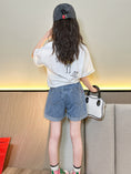 Load image into Gallery viewer, Rolanko Girls Elastic Waist Jean Shorts Wide Leg Baggy Denim Shorts