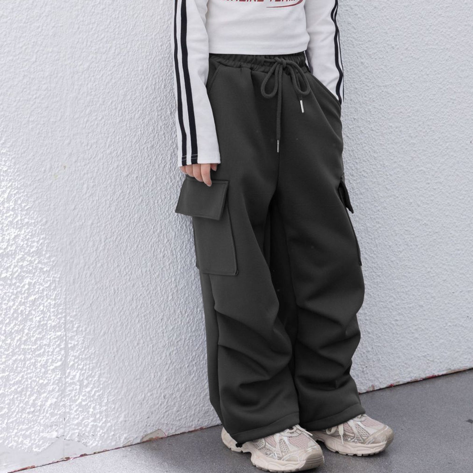 Girls Wide Leg Cargo Sweatpants with Pockets