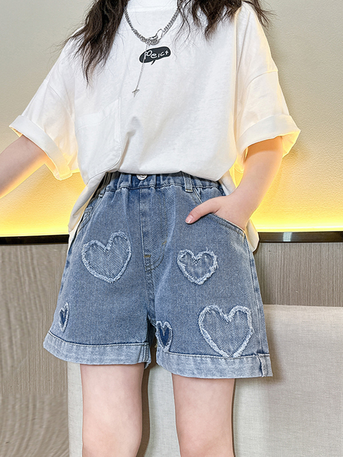 Rolanko Girls Elastic Waist Jean Shorts Wide Leg Baggy Denim Shorts