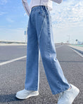 Load image into Gallery viewer, Girl's Elastic Waist Burrs Baggy Jeans
