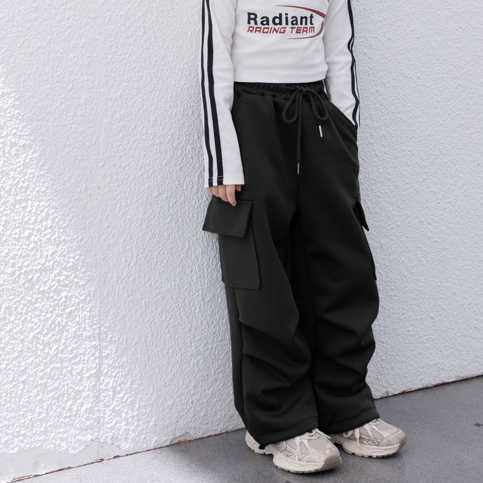 Girls Wide Leg Cargo Sweatpants with Pockets