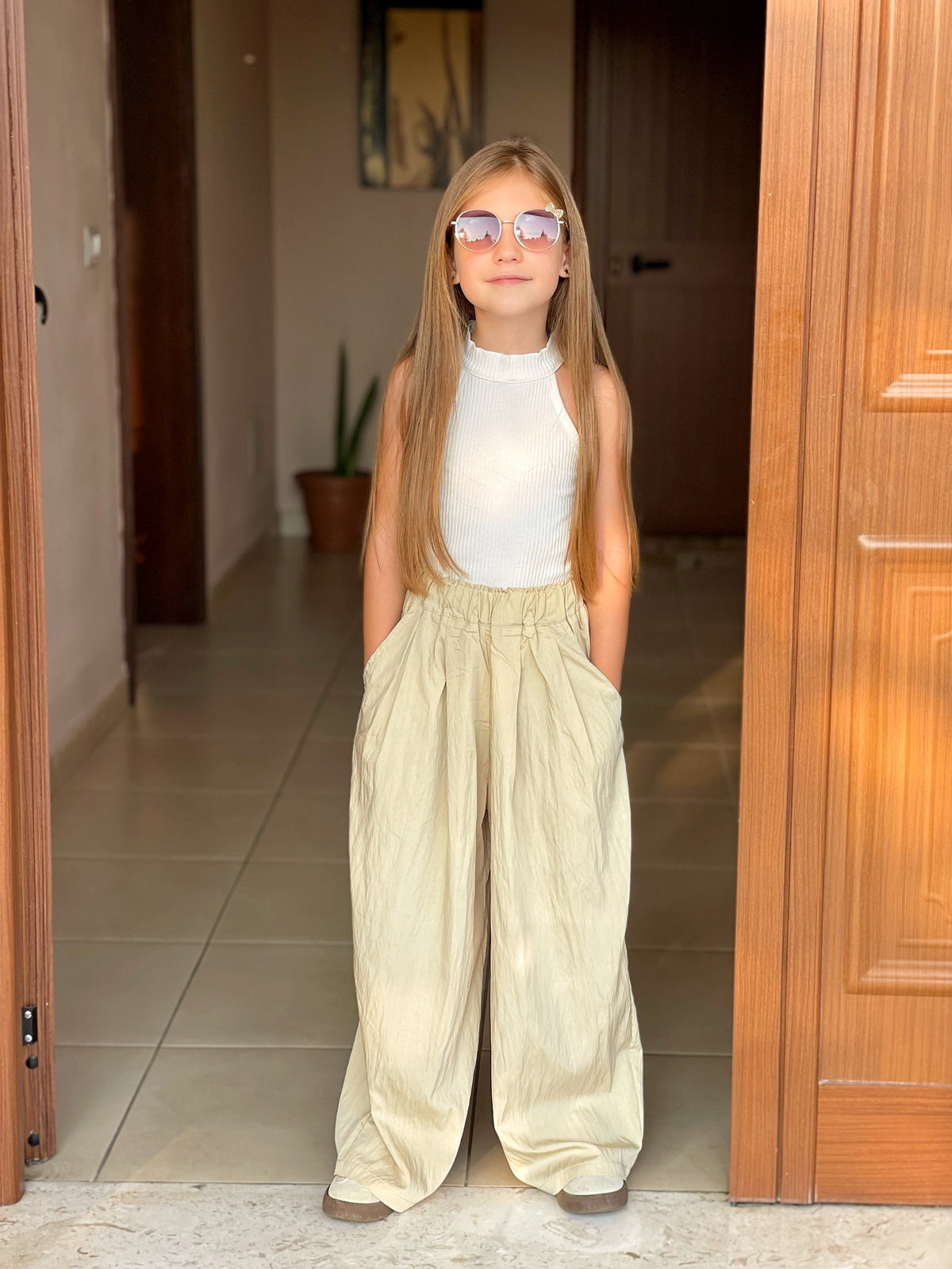Rolanko Girls Wide Leg Pants Flowy Loose Fit Palazzo Pants for Girls Kids Linen Trousers Casual Beach